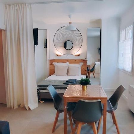Le Studio Des Tours - Parking Apartment Arles Ngoại thất bức ảnh