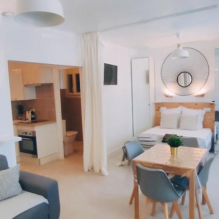 Le Studio Des Tours - Parking Apartment Arles Ngoại thất bức ảnh