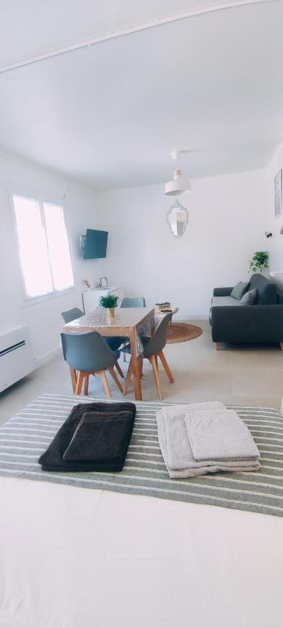Le Studio Des Tours - Parking Apartment Arles Ngoại thất bức ảnh