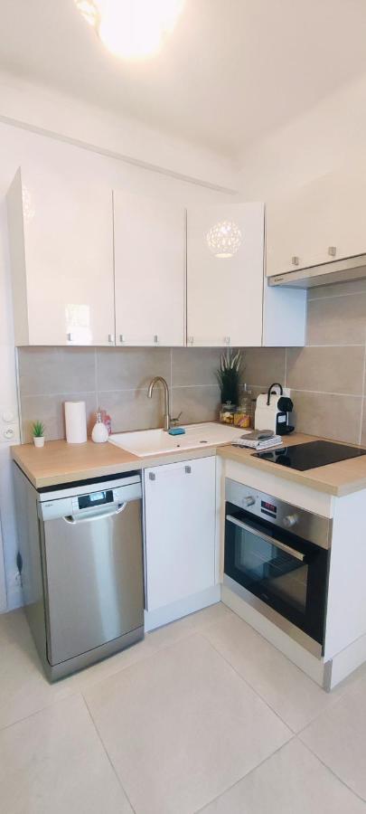 Le Studio Des Tours - Parking Apartment Arles Ngoại thất bức ảnh